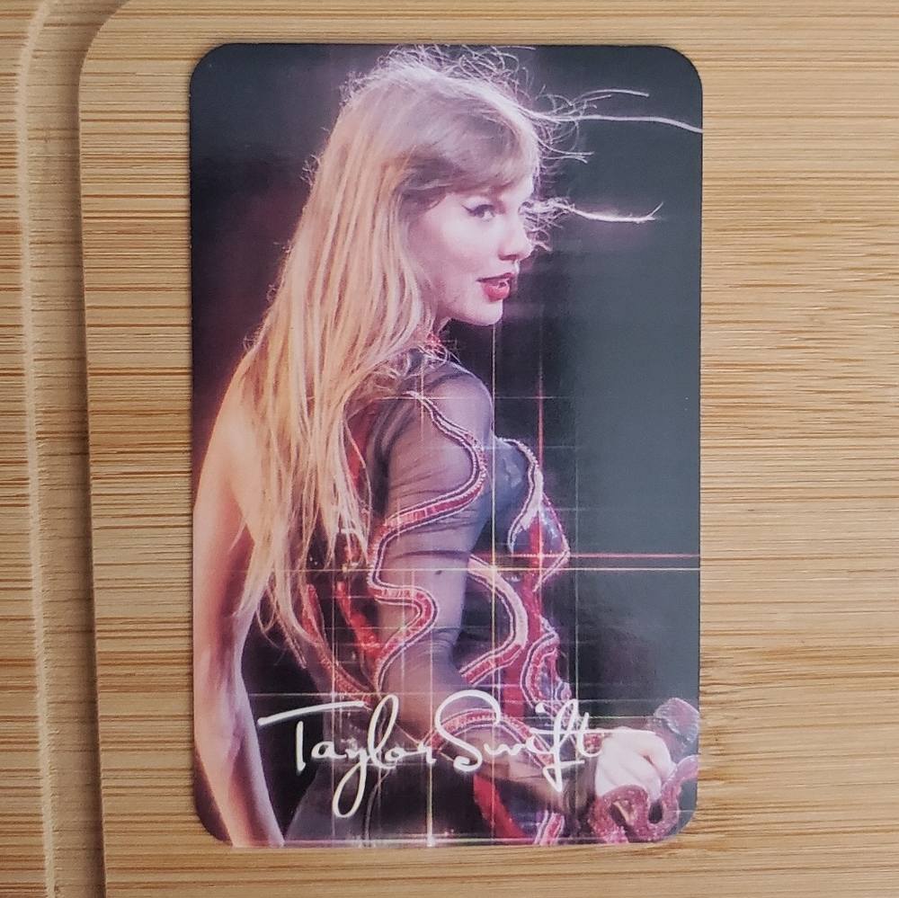 Taylor Swift Photo Card Set (8) - Picture 6 of 10